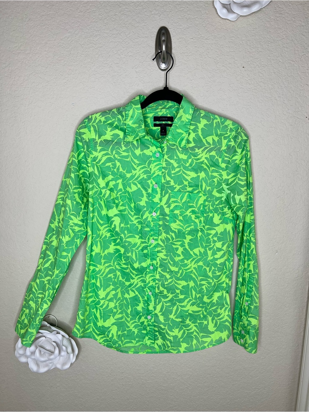 NTM: J.Crew Boy Shirt Tropical Floral Polynesian Green Button Down Size 4